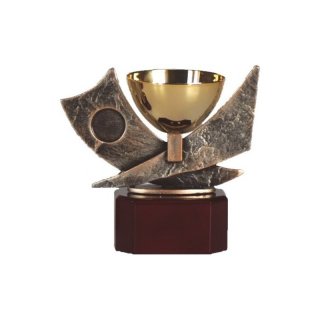 Award-Cup H=140mm auf Holzsackel, Gravur im Preis enthalten.