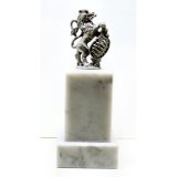 Figur Bayerischer Lwe auf Marmorsockel H=180mm inkl. Gravur