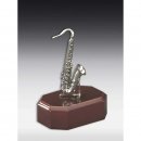 Figur Musik Saxophon auf Holzsockel incl. einer Gravur