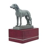 Figur Vorstehhund auf Sockel