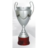 Henkelpokal Champion H=60,5 cm auf Holzsockel 3,36 kg