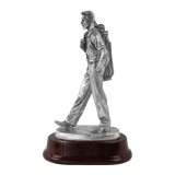 Resinfigur Golfer mit Ausr�stung 220 mm