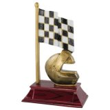 Resinfigur Motorsport Helm Zielflagge 155 mm