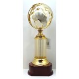 Troph�e Globe H=35cm