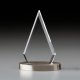 Acrylaward Metal Pyramid in 3 Gren erhltlich