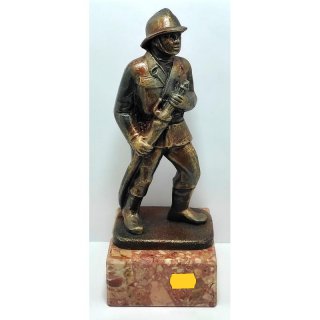 Figur Feuerwehrmann Metall  bronziert auf Marmorsockel 30 cm inkl. Gravur