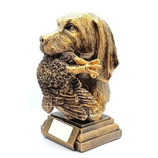 Resinfigur Hund mit Beute H=210mm