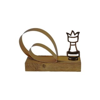 Trophe Schach  H=190 mmauf naturf. Eichenholzsockel, Gravur im Preis enthalten.